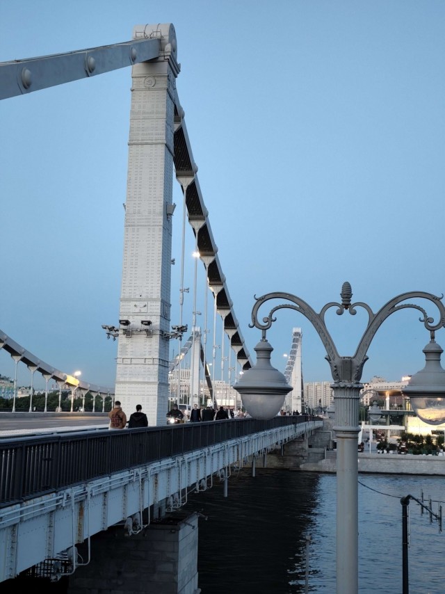 Шляюсь по  Москве
