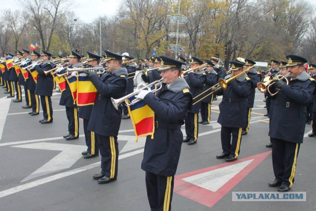 Военный парад в Бухаресте