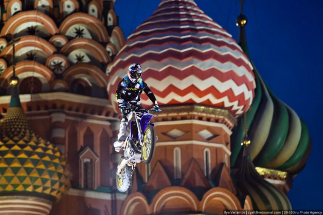 Red Bull X-Fighters на российской земле