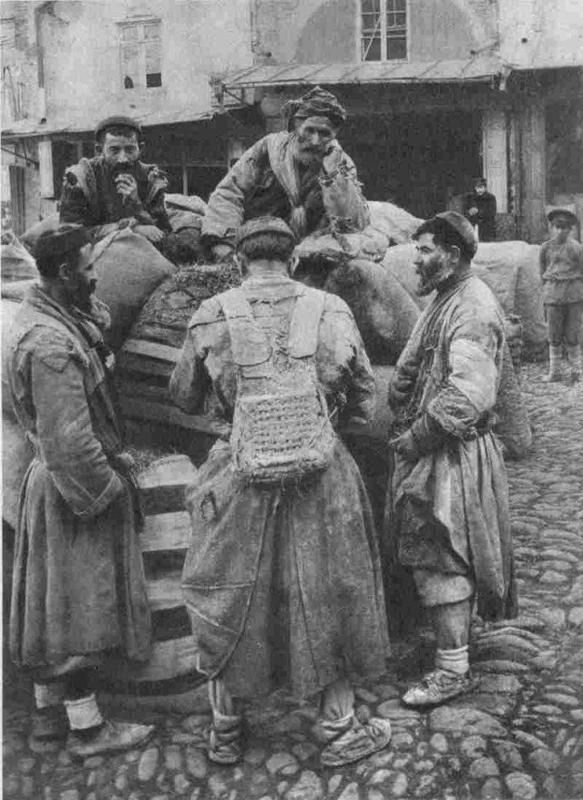 Осколки истории в фото-2