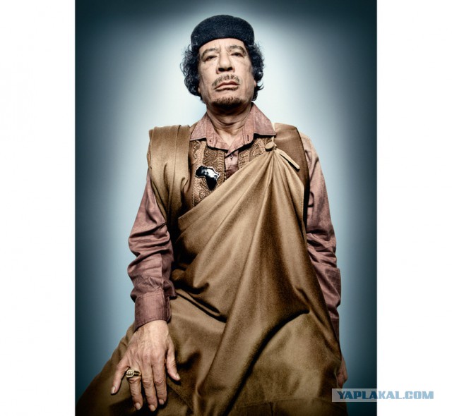 Беженцы плывут