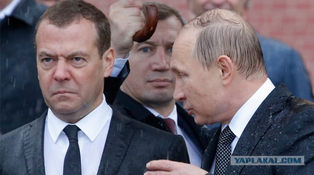 Помощник Путина нашел «ни фига» не зарабатывающих деньги в «Роскосмосе»