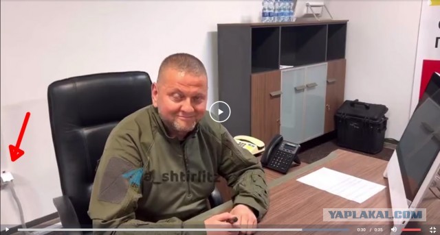 Залужный получил ранения при ракетном ударе