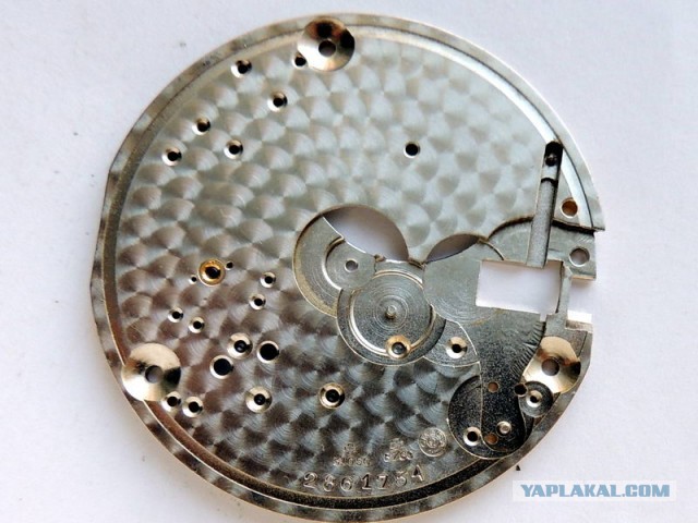 Делаем новые часы со старинным механизмом