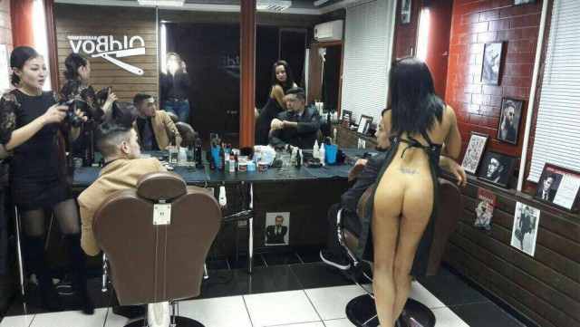 Какая-то парикмахерская в устькамане (восточный казахстан)