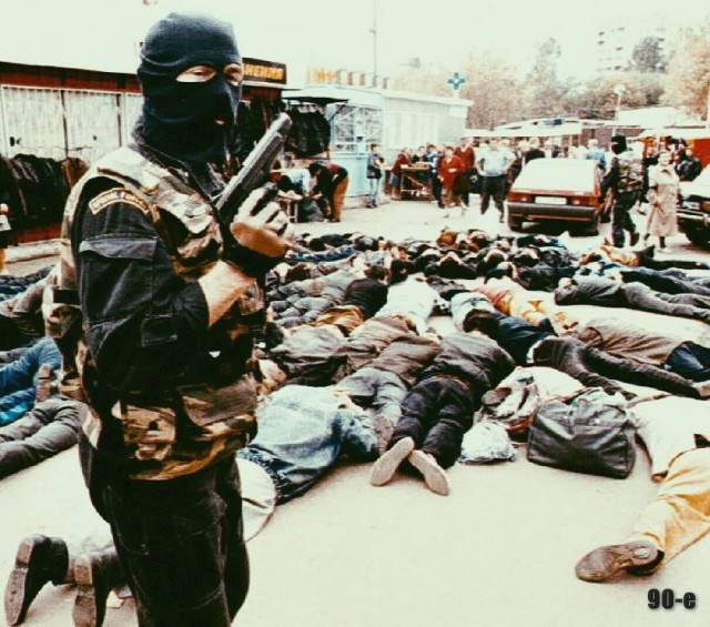 Интересные фотографии 1990-х 12.04.24