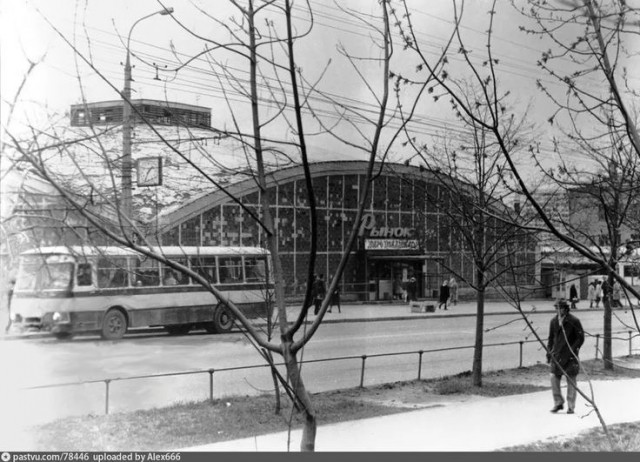 Москва и москвичи. Двадцатый век. 03.03.2025