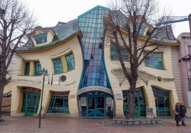 Пьяным лучше мимо не ходить⁠