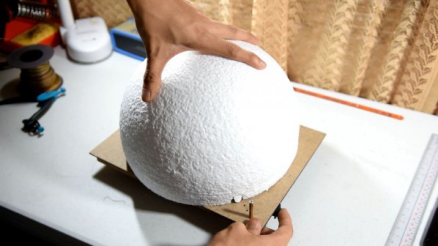 Филиппинский подросток собрал копию робота BB-8 из «Звездных войн»