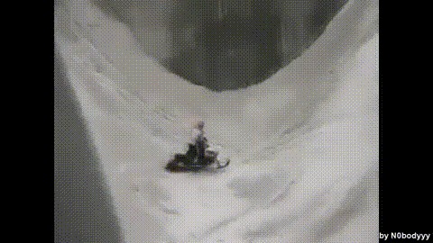 Снегоход покоряет горы