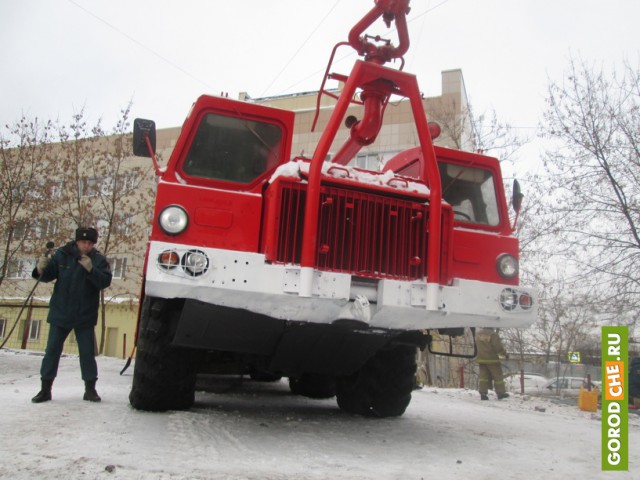 Пожарный МАЗ "Ураган" в Череповце оставили служить памятником