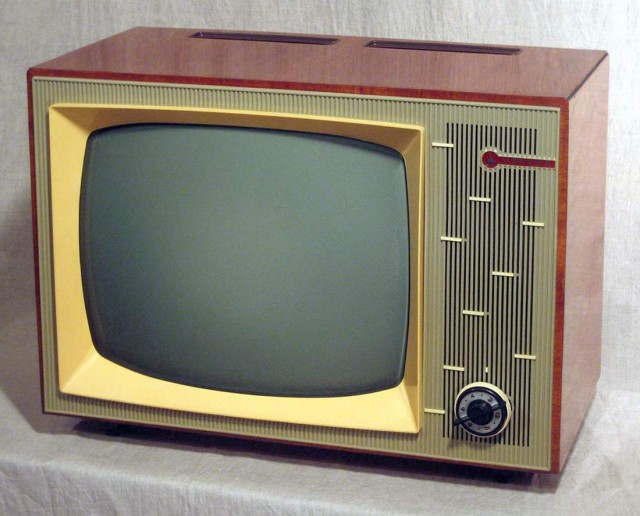 Чем был заполнен телевизионный эфир в 1971 году.