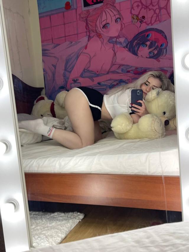 Девушки сами себя