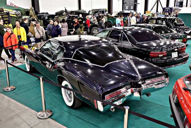 Олдтаймер Галерея 2026. Картинки с выставки