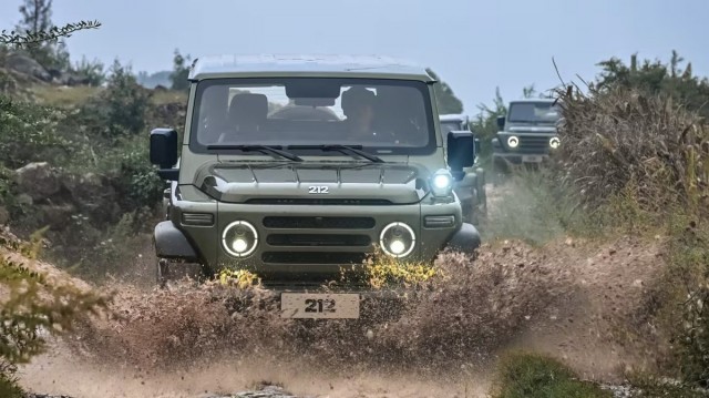 Новый УАЗ «Патриот» с дизелем и коробкой JAC столкнулся со сложностями: разместить всё под капотом оказалось непросто