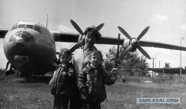 Дарите детям самолёты!