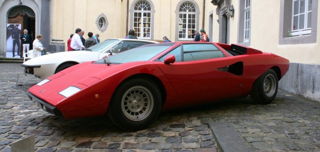 Lamborghini Countach - для любитель классики