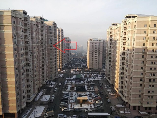 Эй вы там нав... внизу!