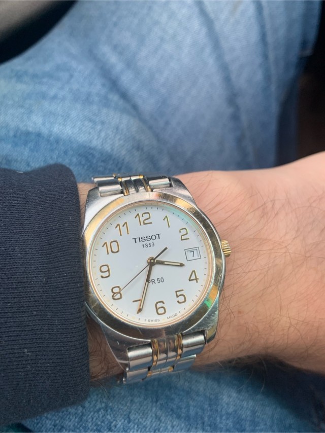 Любите ли вы часы наручные?