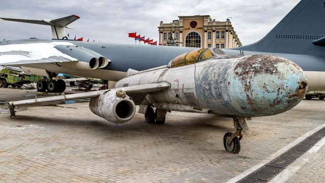 На Урале восстановили раскуроченный в Москве самолет