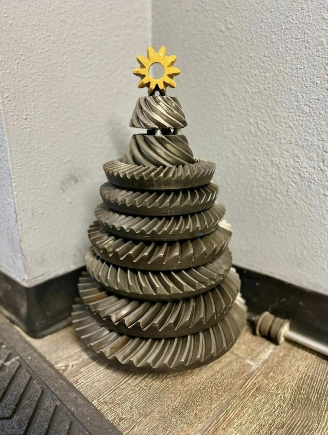 Ёлка механика