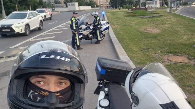 Мотопогоня в Париже