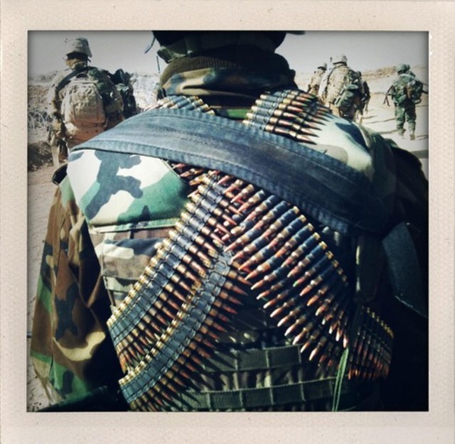 Военная хроника, снятая на мобилку