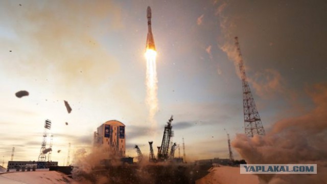 "Роскосмос" снял бизнес-джет для полета на космодром Восточный