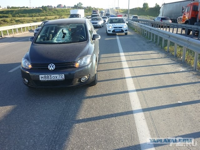 Отлетел кусок отбойника