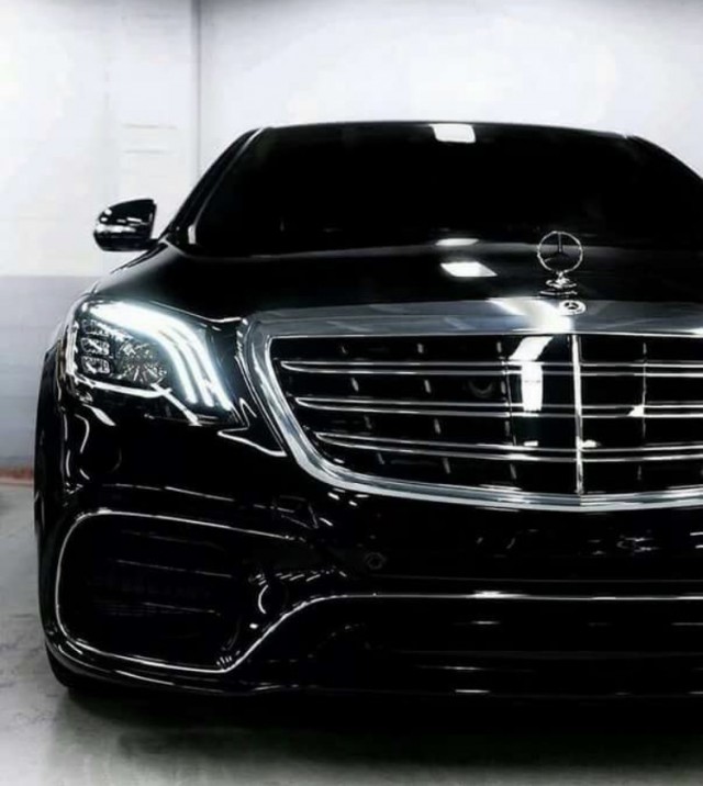 Новый Mercedes-Benz S-Class оказался зрелищем не для слабонервных