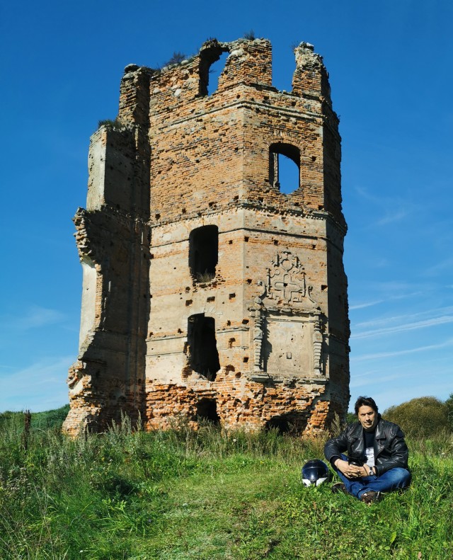 Замок Кастрохерис. Испания