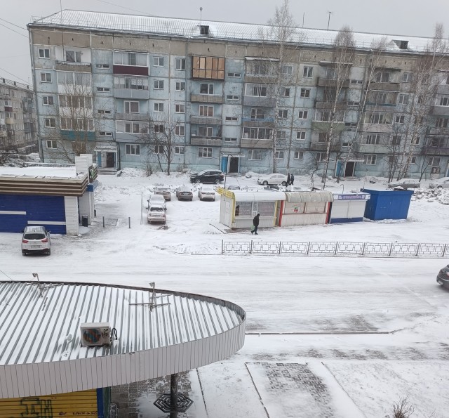 Опять зима