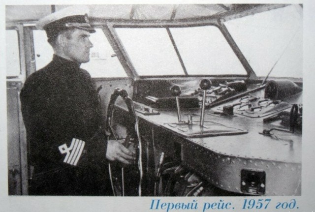 Михаи́л Петро́вич Девятаев.