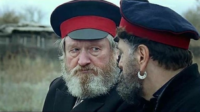 В ростовском Аксае установили личность мужчины, который избил ребёнка с инвалидностью за то, что тот потрогал его мотоцикл