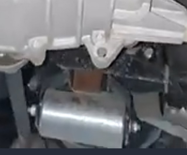 и так сойдет.. нива 4х4 коротыш