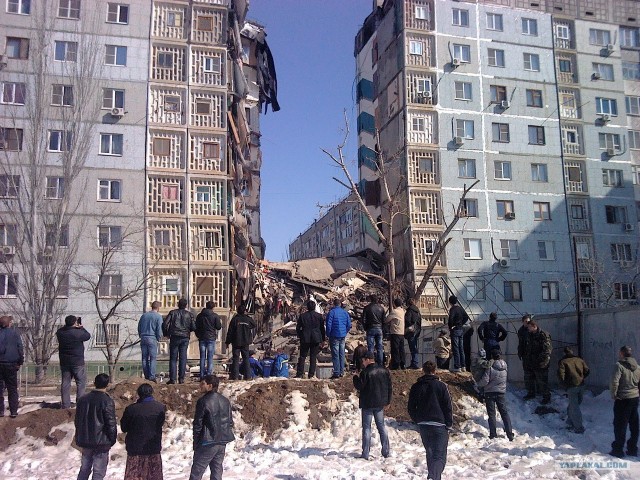 В Астрахани взорвался многоэтажный дом