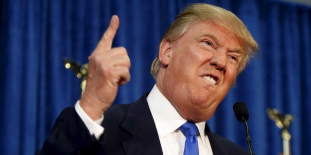 США вместе с Францией и Великобританией начали военную операцию против Сирии