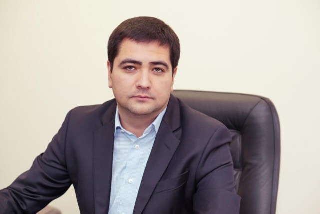 «Таджикский медбрат» объяснил, как ему удалось стать главой Кадастровой палаты РФ