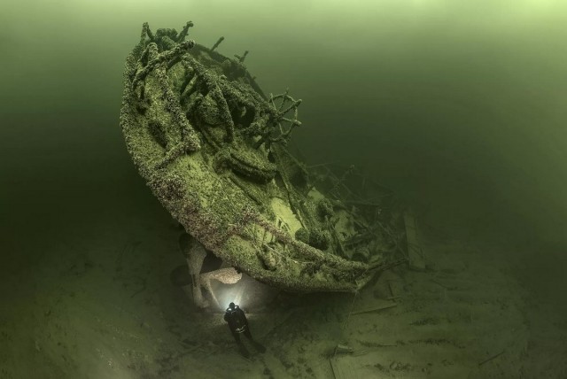 Впечатляющие фотографии кораблей на дне Балтийского моря