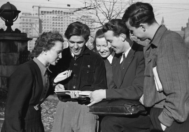 Фотографии из прошлого нашей страны - 16