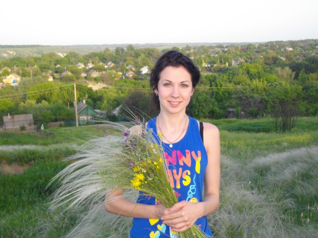 Луга, поля, девчонки