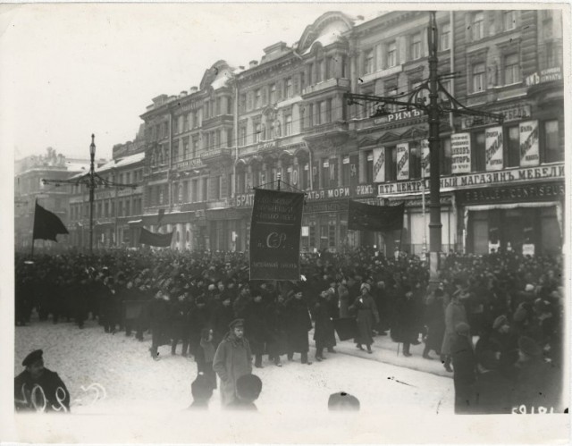 История России в фотографиях. Революция