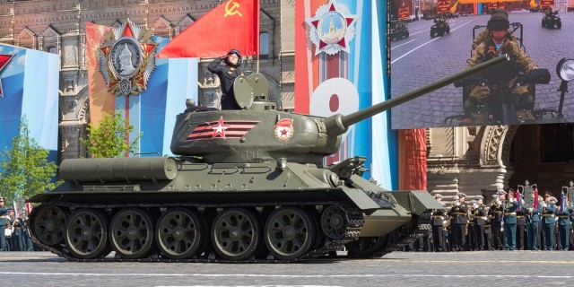 Премьер Британии Сунак объявит о передаче Киеву ЗРК и беспилотников дальнего радиуса