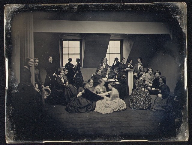 Окно в прошлое: 30 первых фотоснимков, сделанных в 1839 году Джоном Гершелем