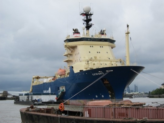 Кабельное судно Alcatel-Lucent