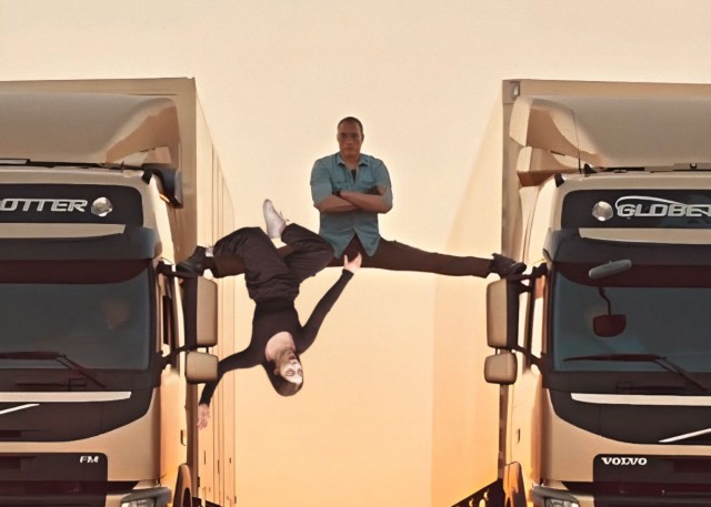 Фотожаба : "Фотошопте меня полностью".