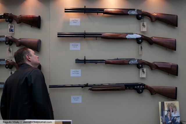 Выставка для любителей оружия