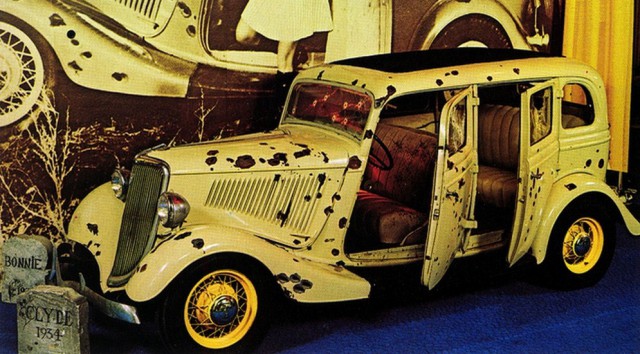 Машина смерти: Ford V8 кровавой парочки Бонни и Клайд