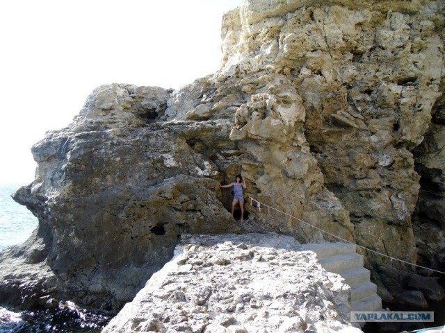 Мыс Тарханкут - самая западная точка Крыма.