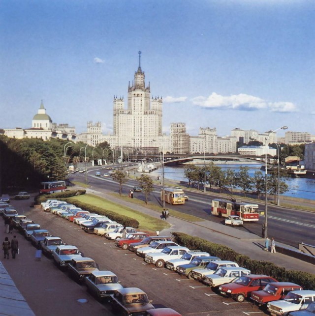 Москва и москвичи. Двадцатый век. 25.08.24